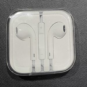 Apple Iphone Earbuds AUX Plug